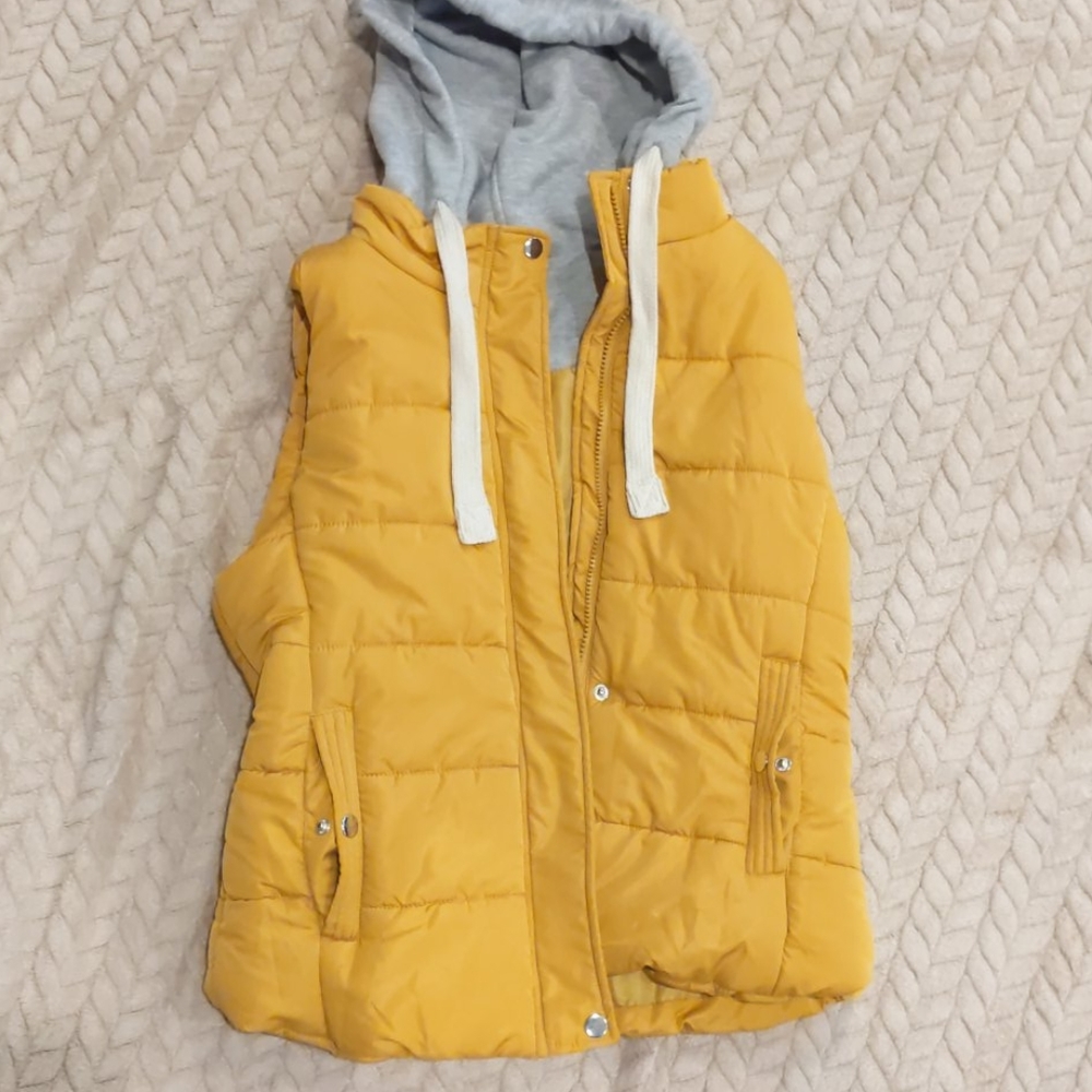 Super cute mustard colored hooded vest